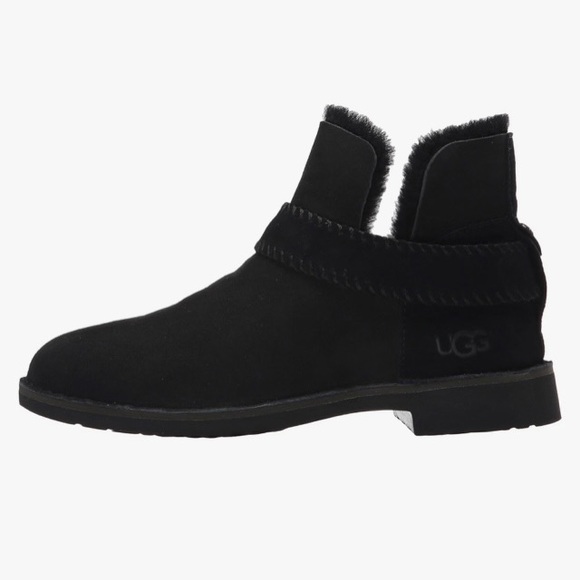 Pre-Owned UGG black boots🥰 - Picture 3 of 3